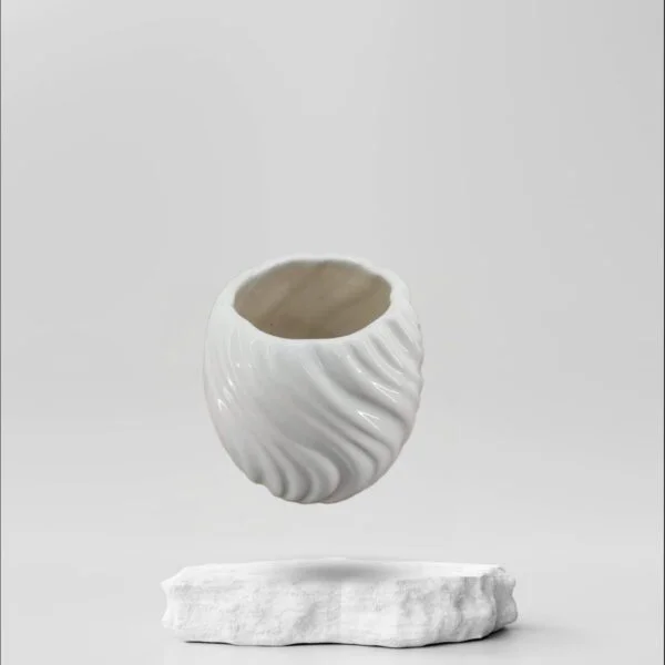 5" White Curly Ceramic Pot | IMG 20230805 WA0026
